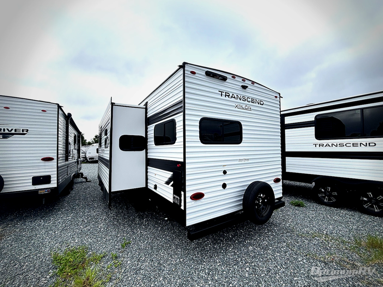 2026 Grand Design Transcend Xplor 25MLX Photo 3