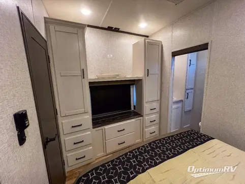 2024 CrossRoads Hampton HP378DBB RV Photo 3