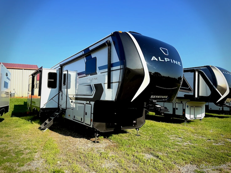 2026 Keystone Alpine Avalanche Edition 366LS RV Photo 1