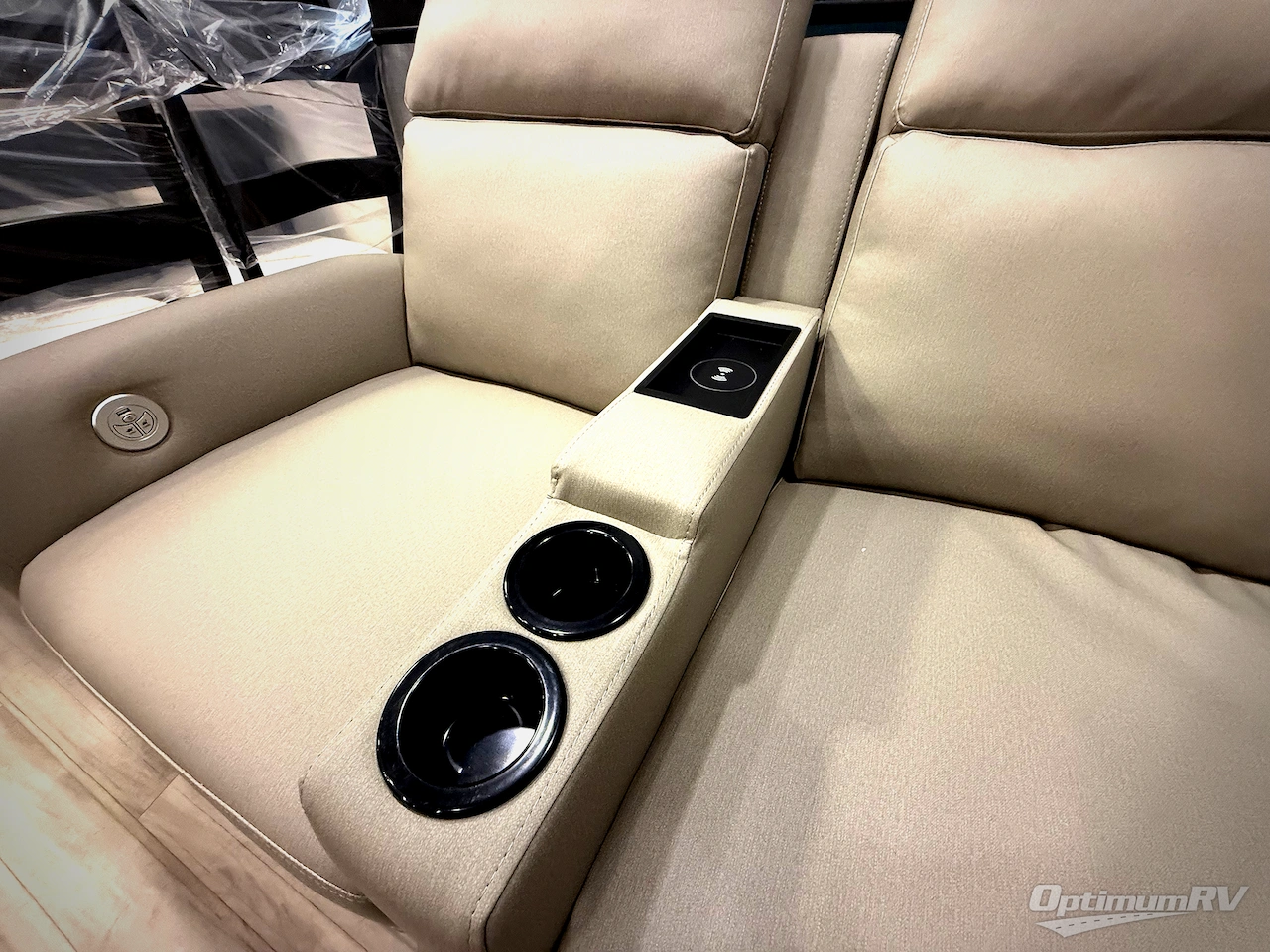 2026 Keystone Alpine Avalanche Edition 390DS Photo 5