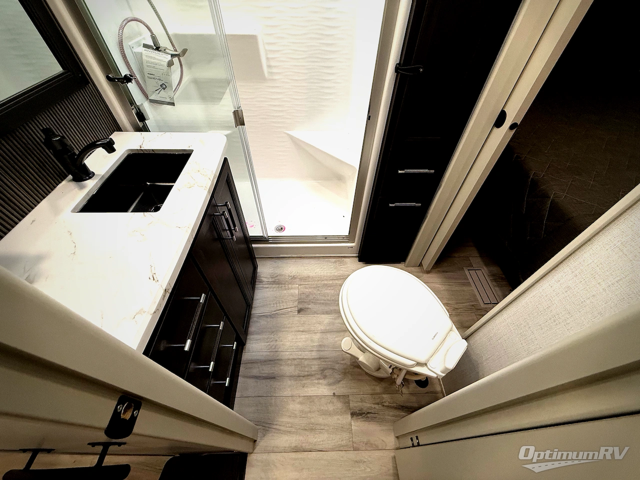 2026 Keystone Alpine Avalanche Edition 390DS Photo 22