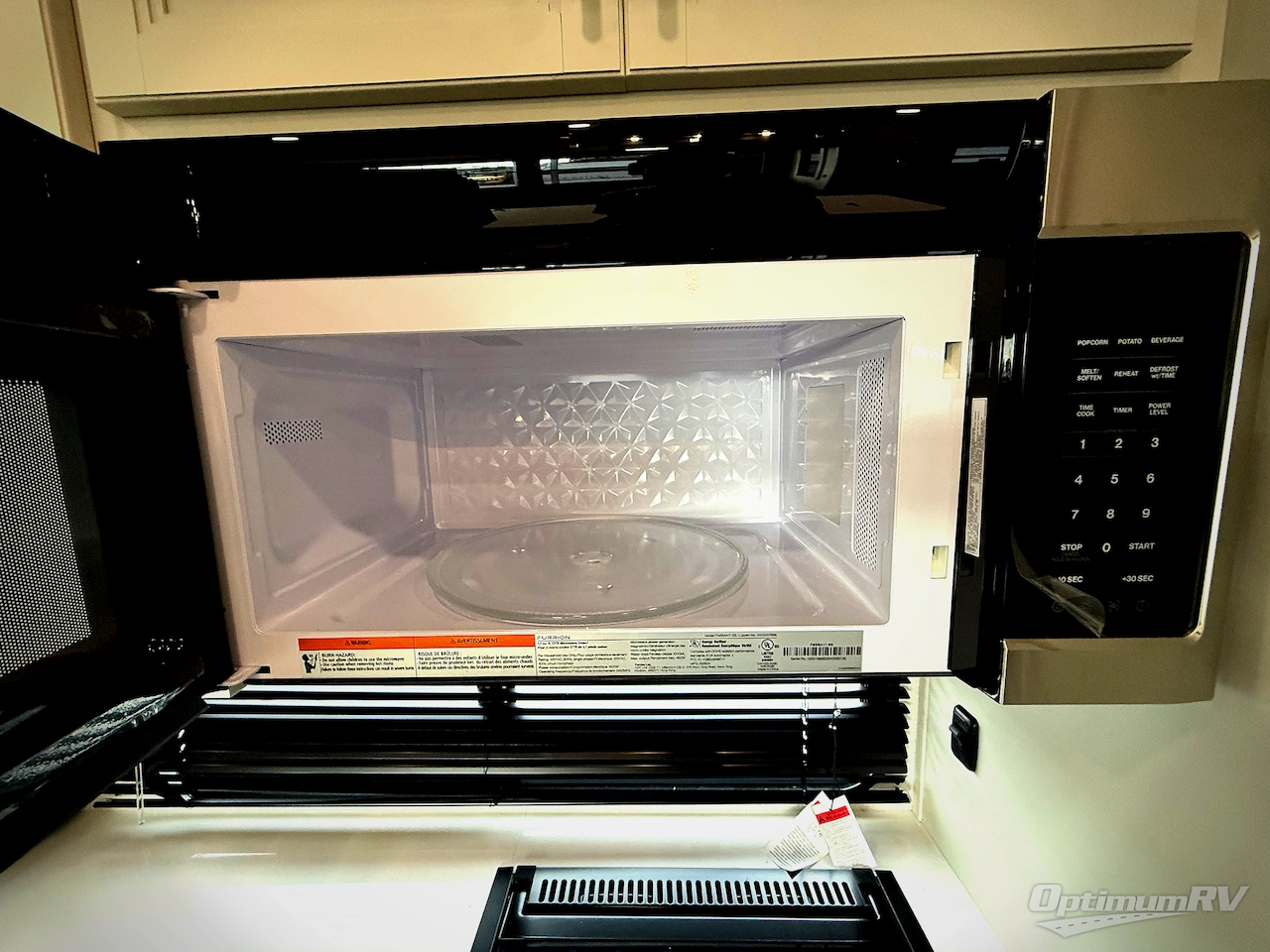 2026 Keystone Alpine Avalanche Edition 390DS Photo 7