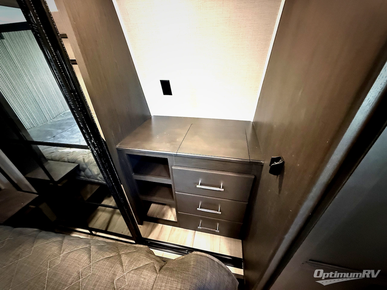 2026 Keystone Alpine Avalanche Edition 379MB Photo 21