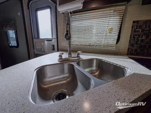 2018 Keystone Premier Ultra Lite 22RBPR RV Photo 3