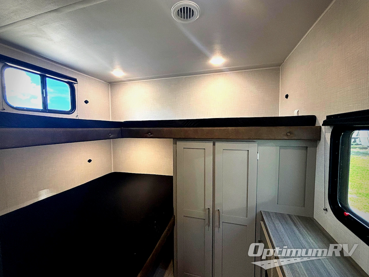 2026 Keystone Hideout Sport 291BR Photo 7