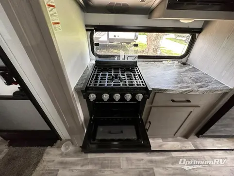 2024 Dutchmen Kodiak Ultimate 3221RLSL RV Photo 3