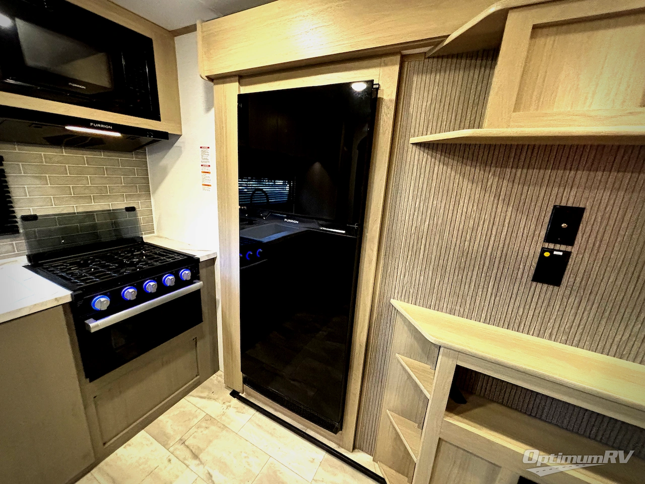 2025 Dutchmen Kodiak 241BHSL Photo 15