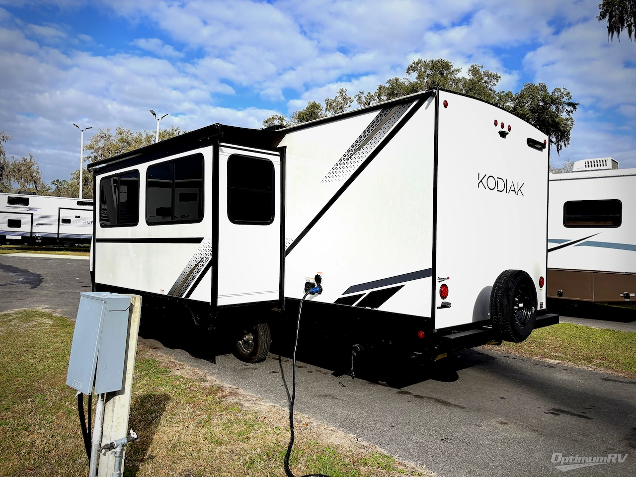 2025 Dutchmen Kodiak 270BHSL Photo 3