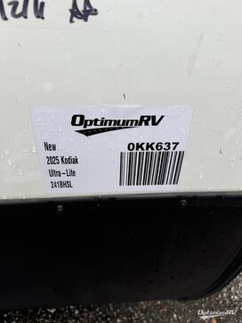 2025 Dutchmen Kodiak Ultra-Lite 241BHSL RV Photo 2