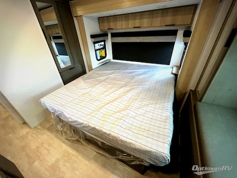 2025 Dutchmen Kodiak Ultimate 3361RKSL RV Floorplan Photo