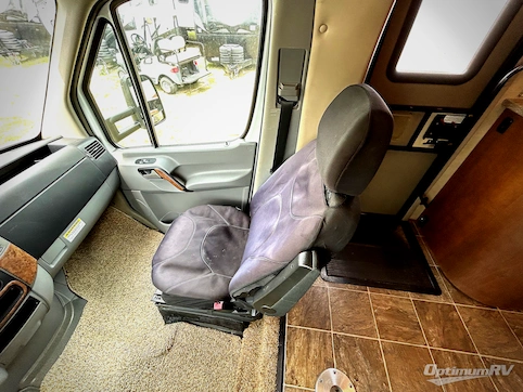 2013 Thor Citation Sprinter 24SR RV Photo 3