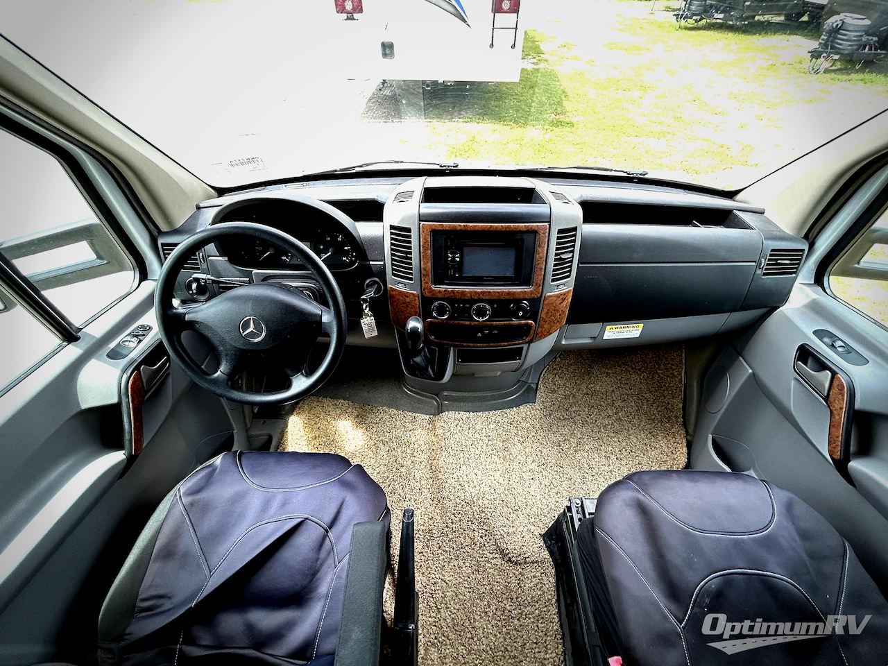 2013 Thor Citation Sprinter 24SR Photo 8