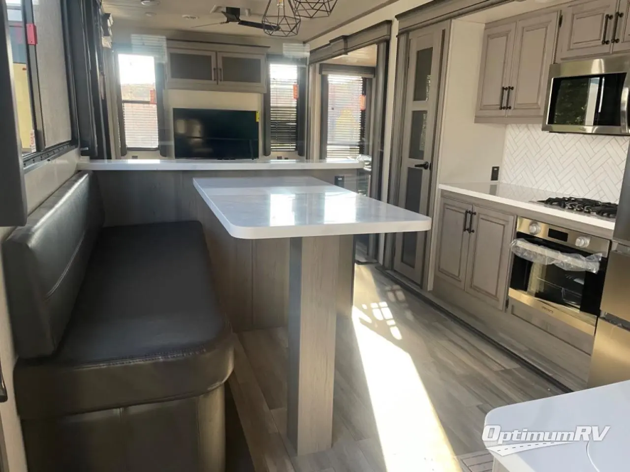 2024 Keystone Residence 40RDEN Photo 4