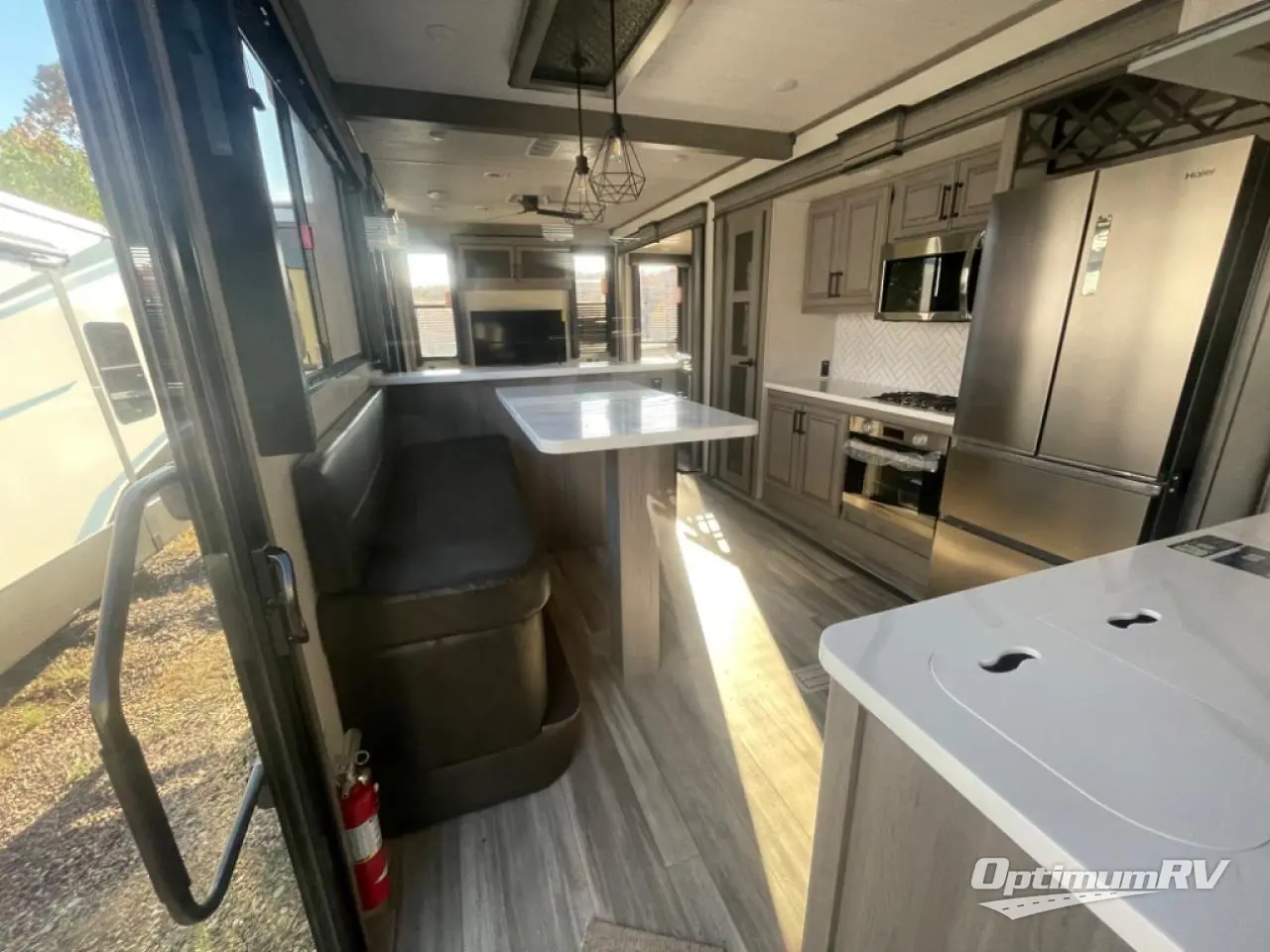 2024 Keystone Residence 40RDEN Photo 5