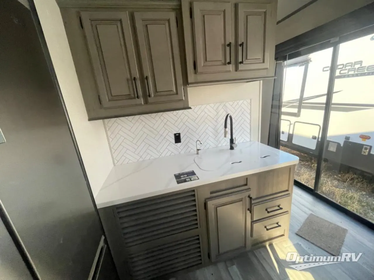 2024 Keystone Residence 40RDEN Photo 9