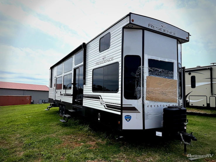 2025 Keystone Residence 40CLDL RV Photo 1