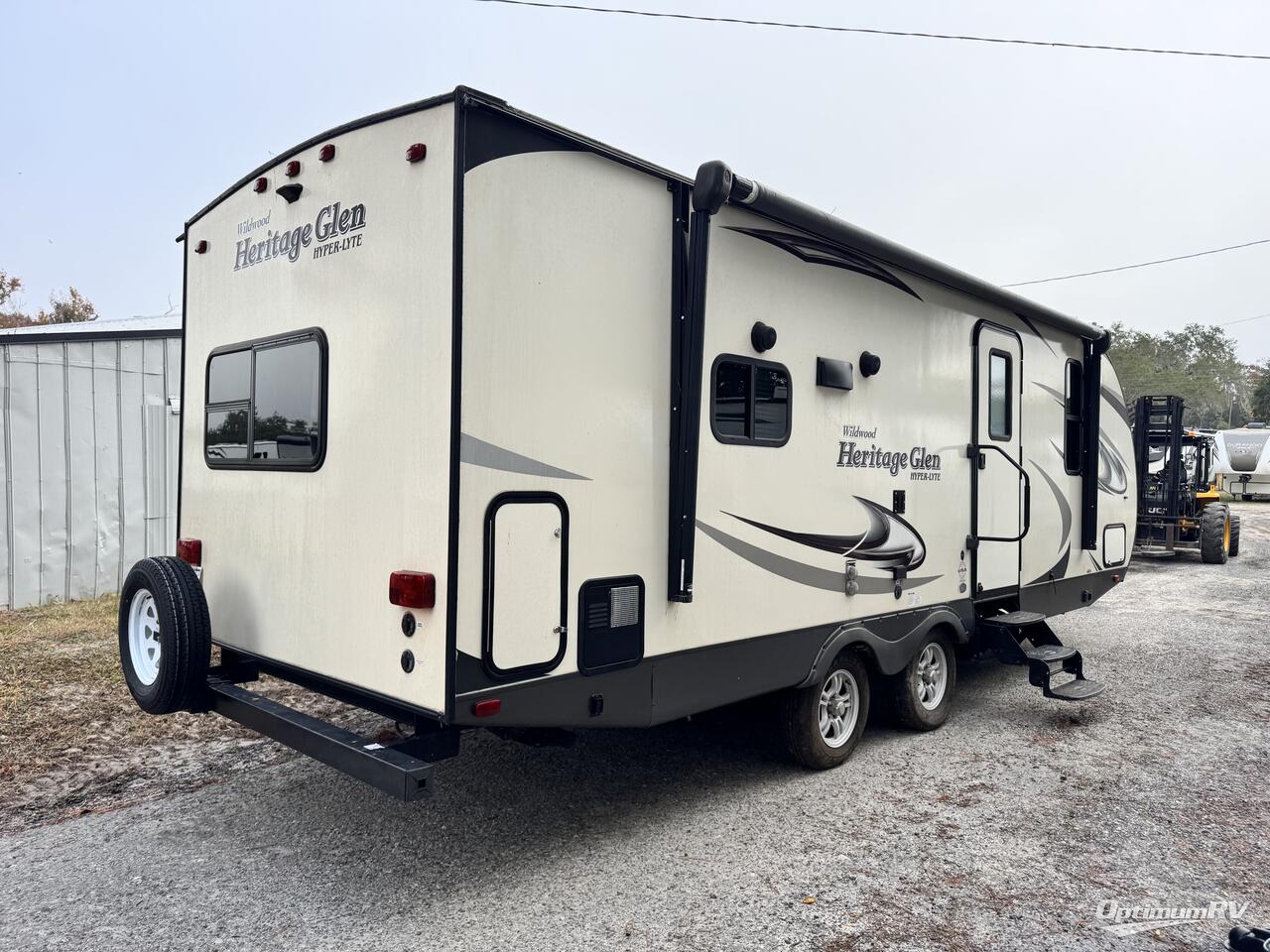 2018 Forest River Wildwood 24RLSHL Photo 2