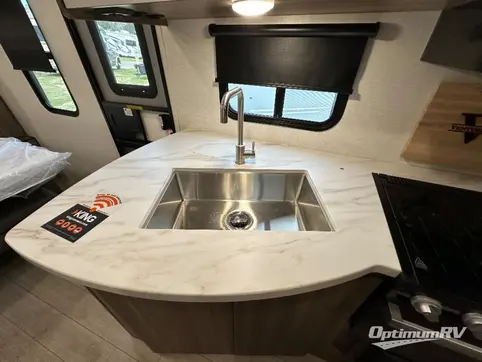 2024 Venture Sonic SN220VRB RV Photo 3