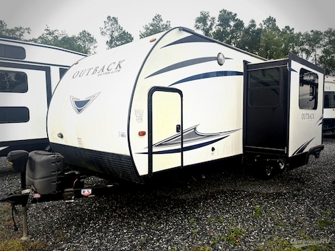 2017 Keystone Outback Ultra Lite 250URS RV Photo 2