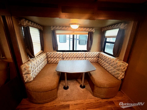2017 Keystone Outback Ultra Lite 250URS RV Photo 4