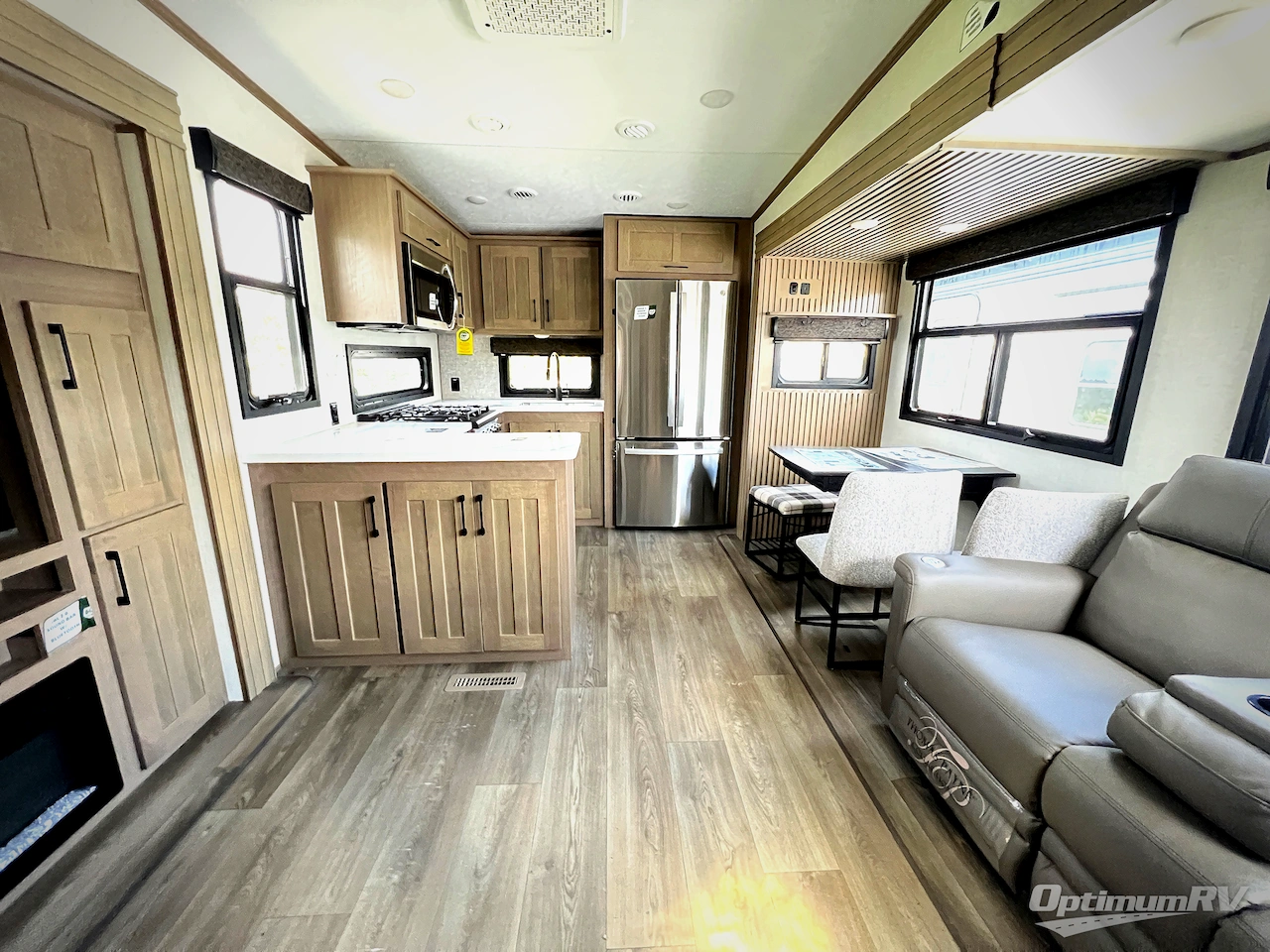 2025 KZ Durango D321RKT Photo 4
