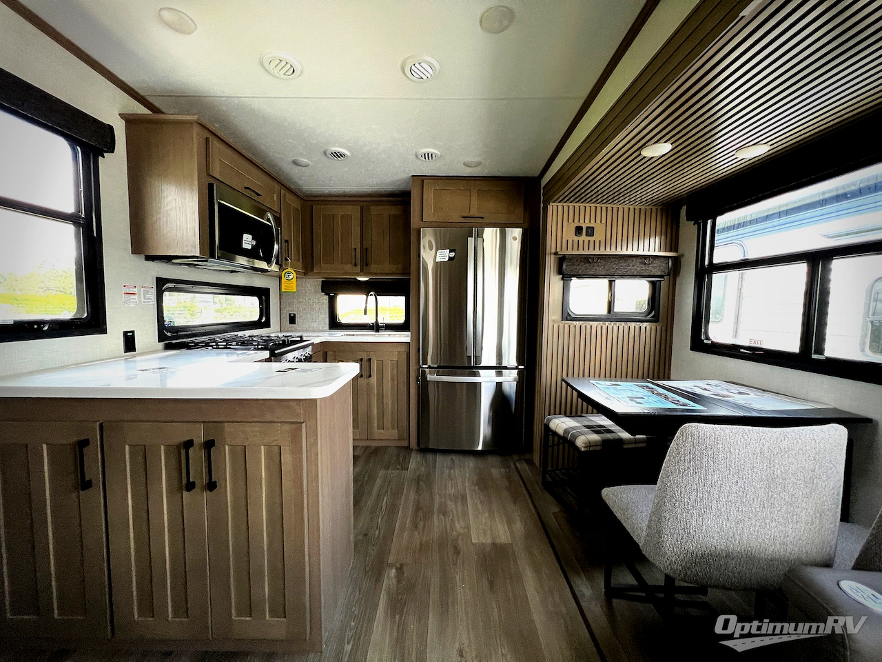 2025 KZ Durango D321RKT Photo 8