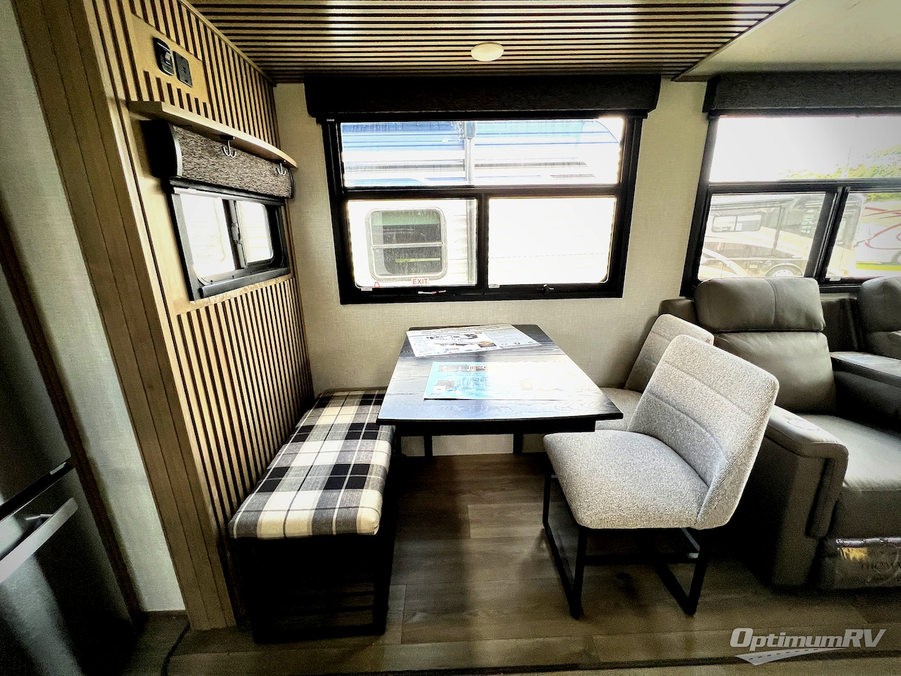 2025 KZ Durango D321RKT Photo 12