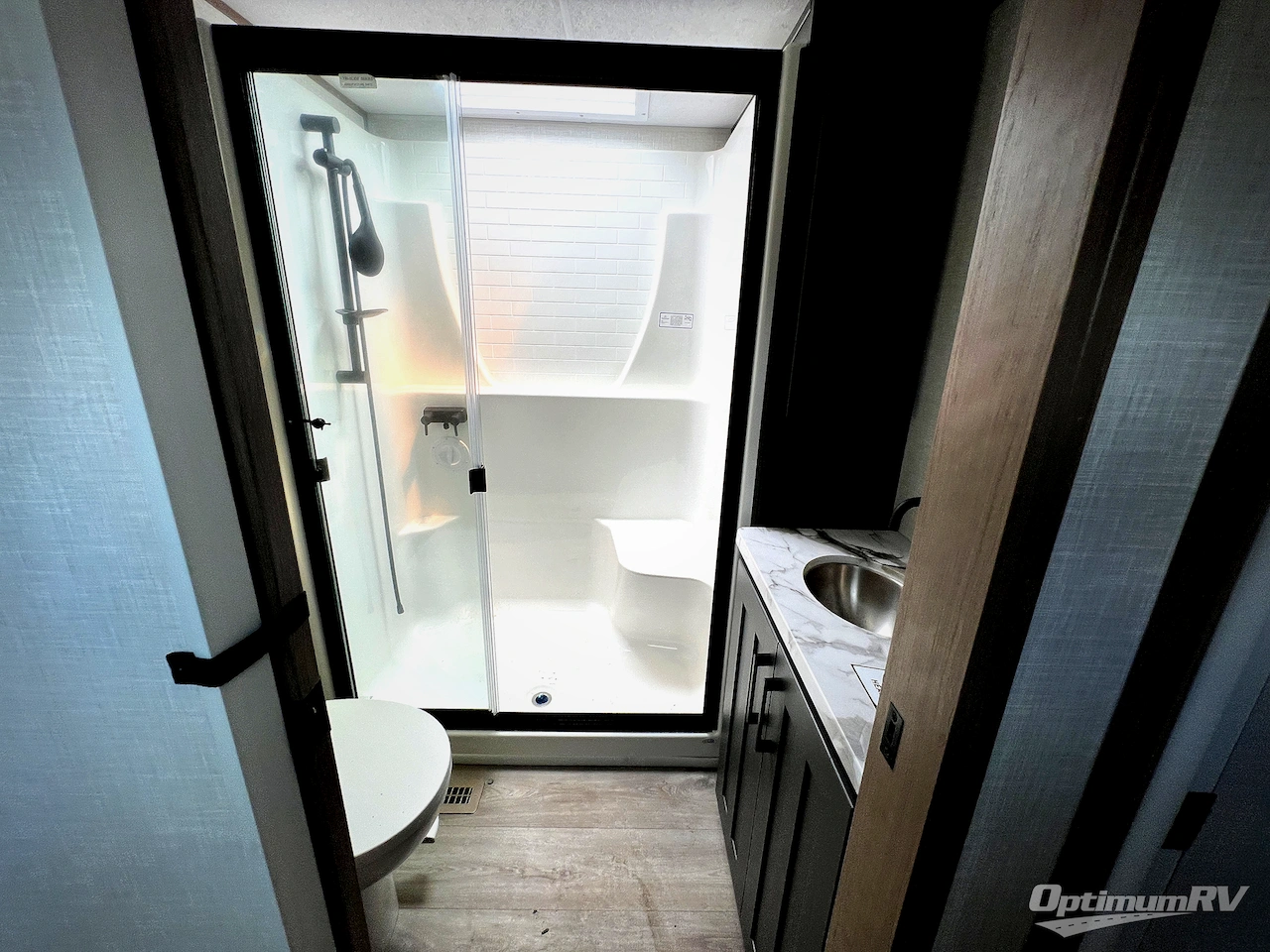 2025 KZ Durango D321RKT Photo 18