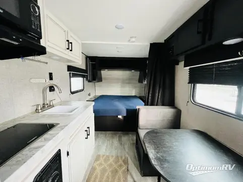 2023 Jayco Jay Flight SLX 195RB RV Photo 2