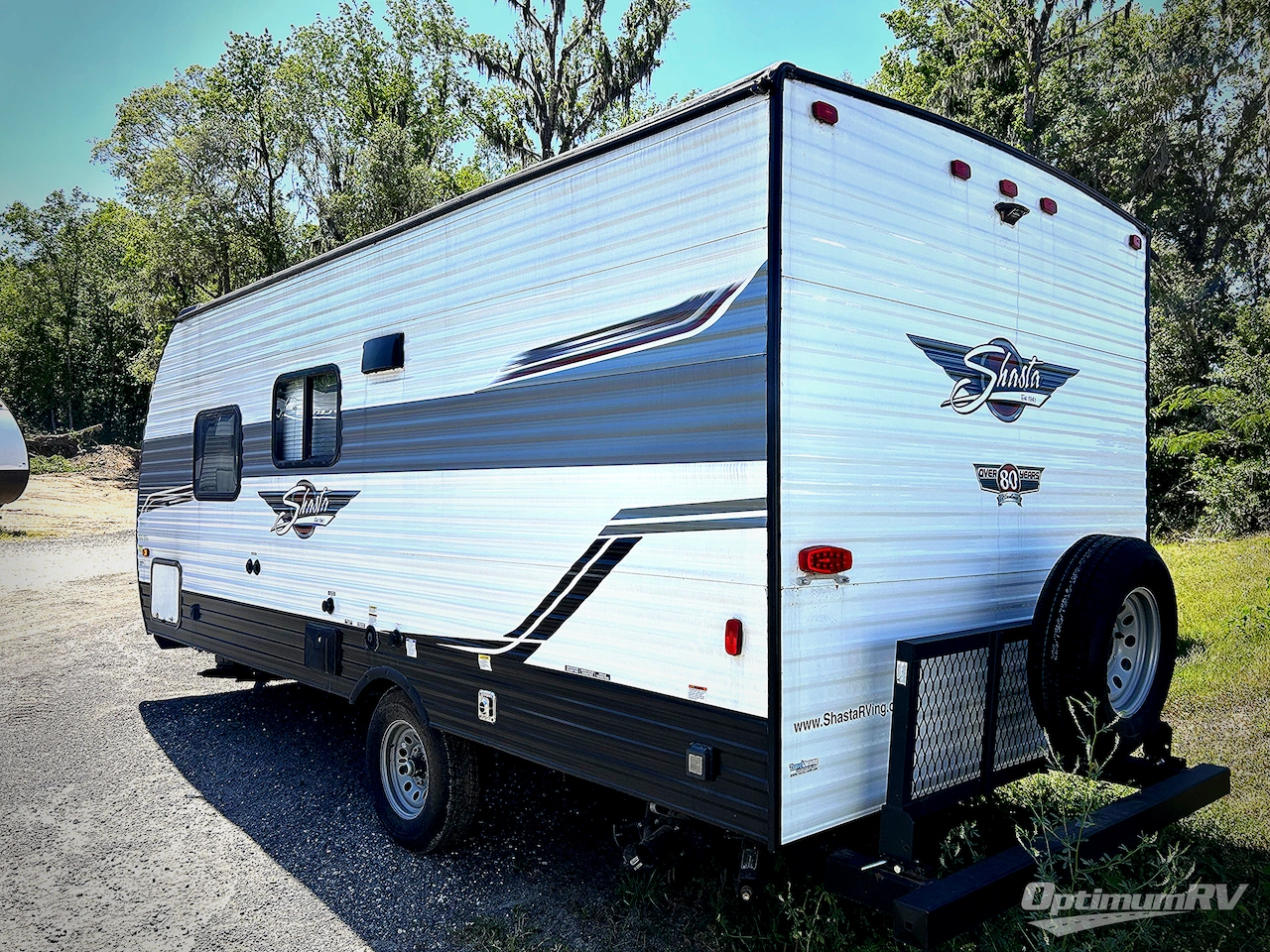 2022 Shasta Shasta 18FQ Photo 2