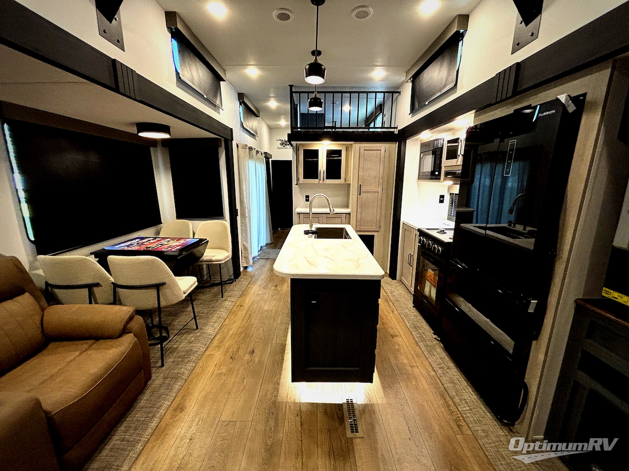 2027 Forest River Puma Vista 402LFT Photo 5