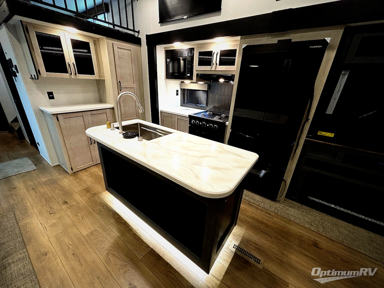 2027 Forest River Puma Vista 402LFT Photo 9