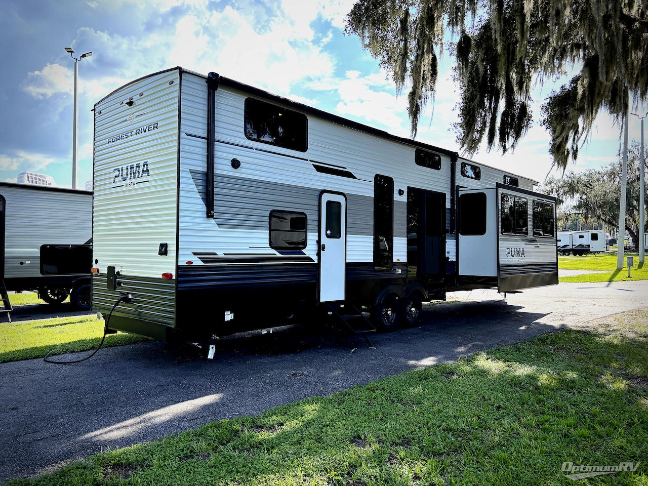 2027 Forest River Puma Vista 402LFT Photo 2