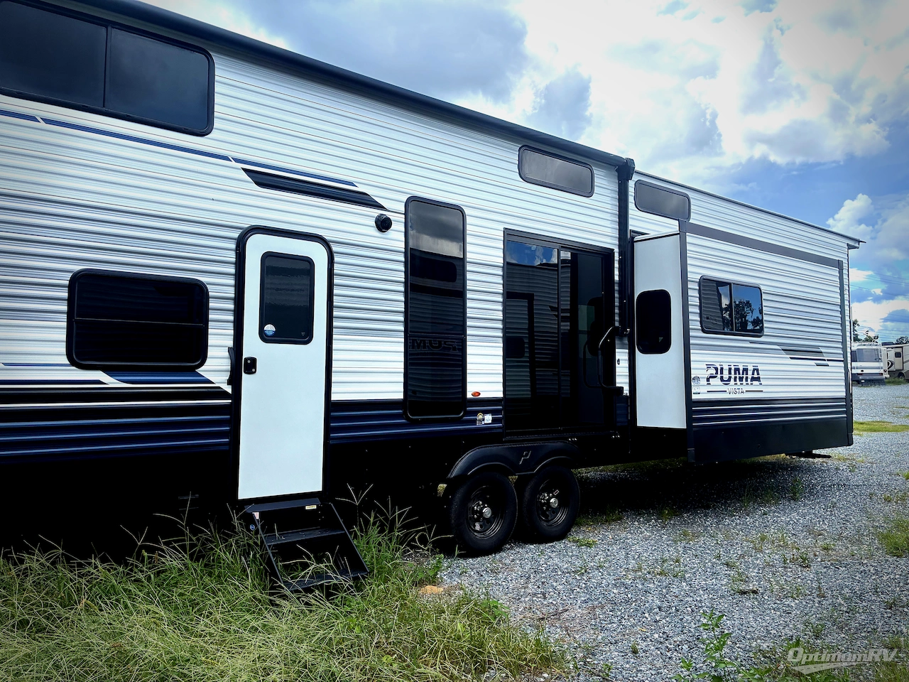 2027 Forest River Puma Vista 403LFT Photo 2