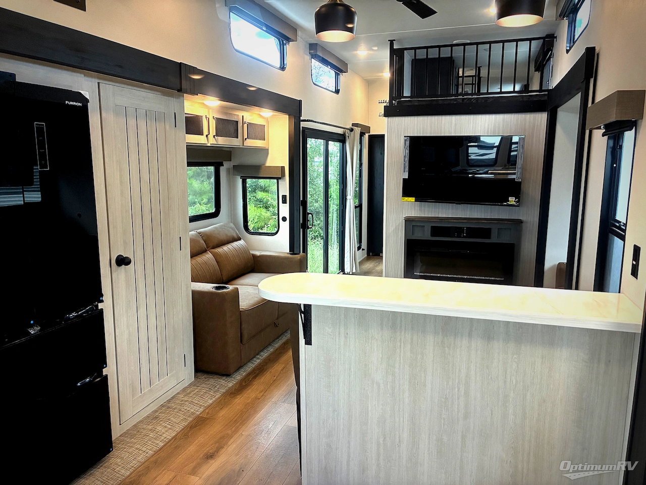 2027 Forest River Puma Vista 403LFT Photo 5