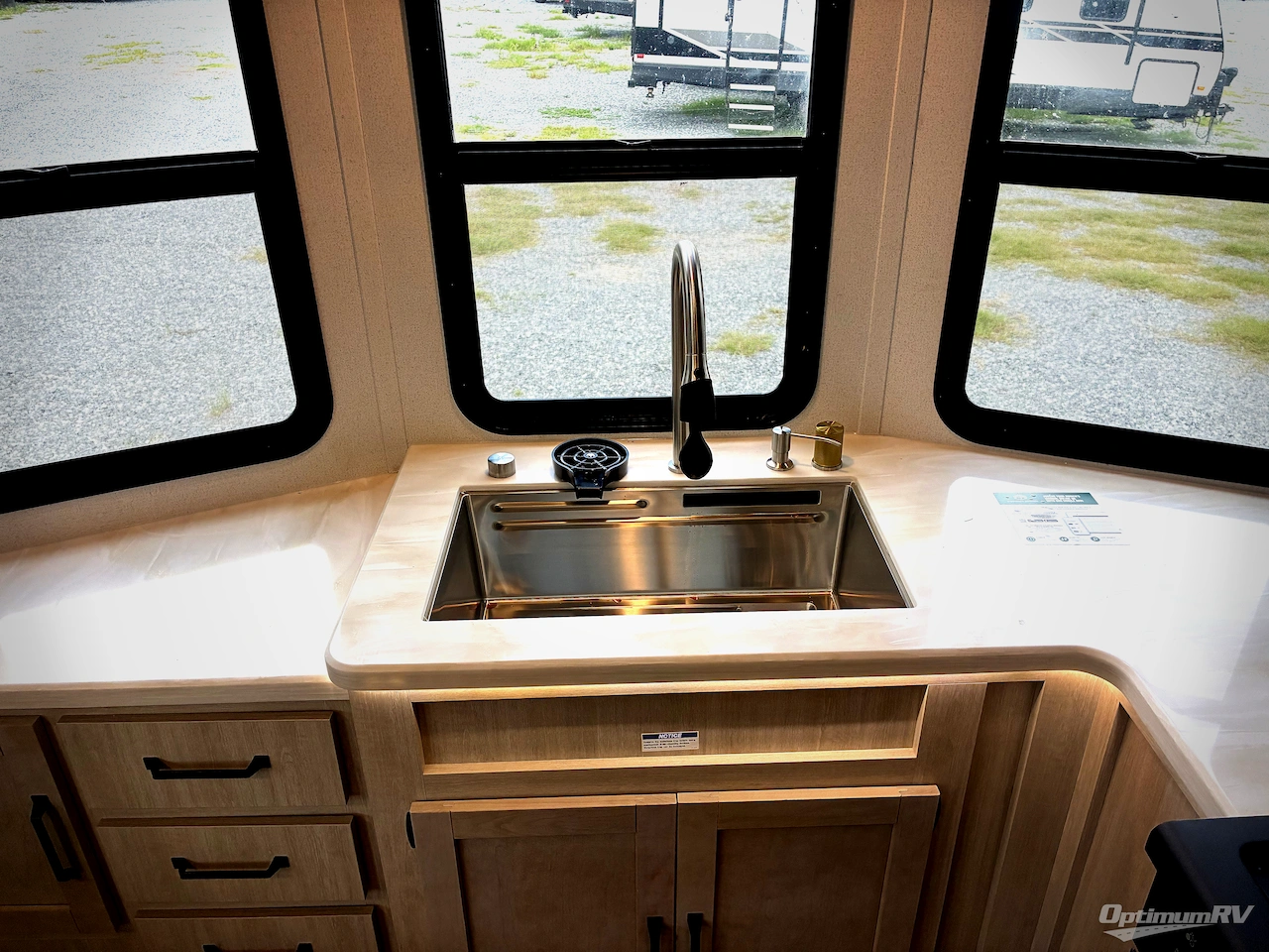 2027 Forest River Puma Vista 403LFT Photo 10