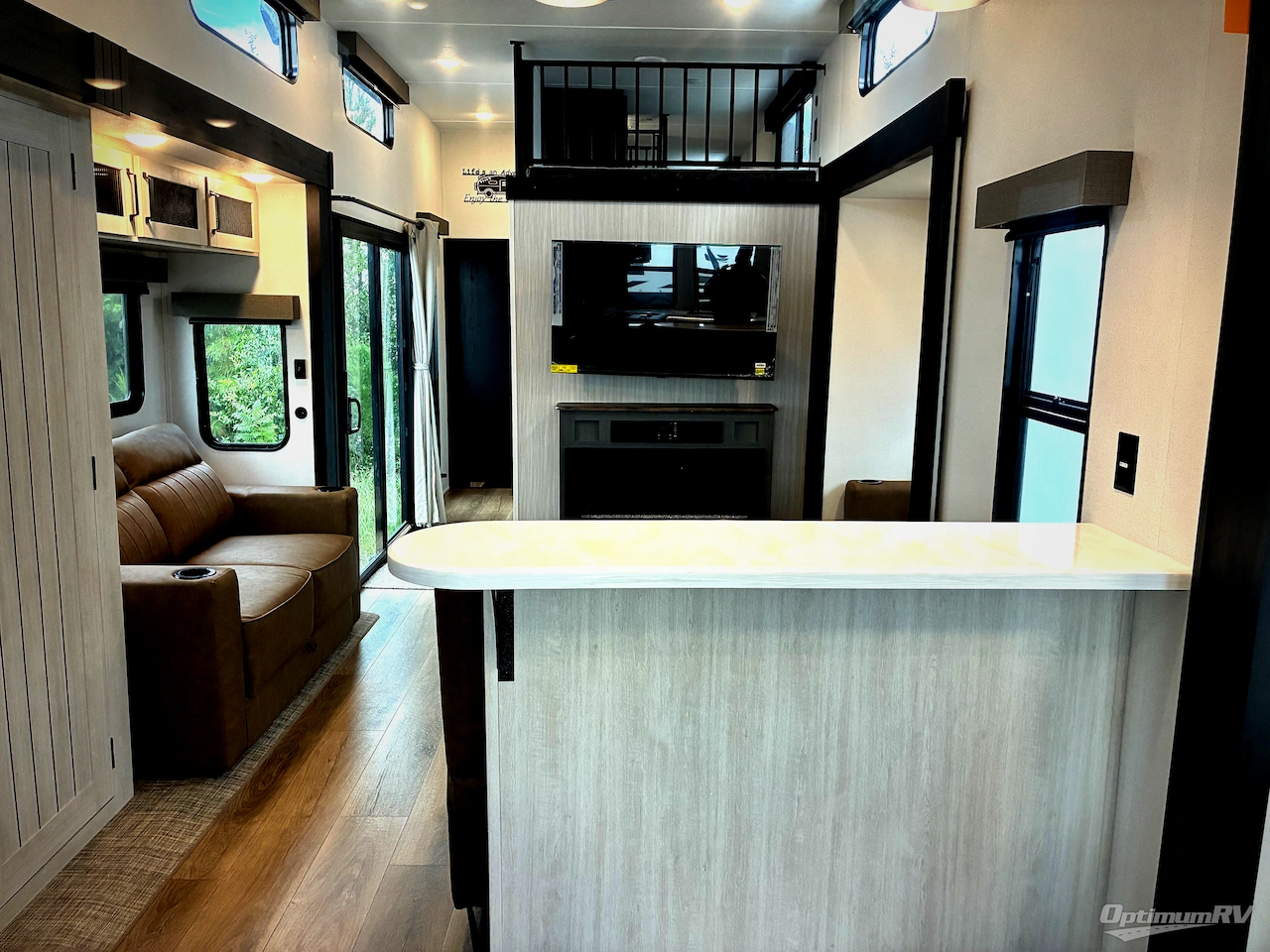 2027 Forest River Puma Vista 403LFT Photo 14