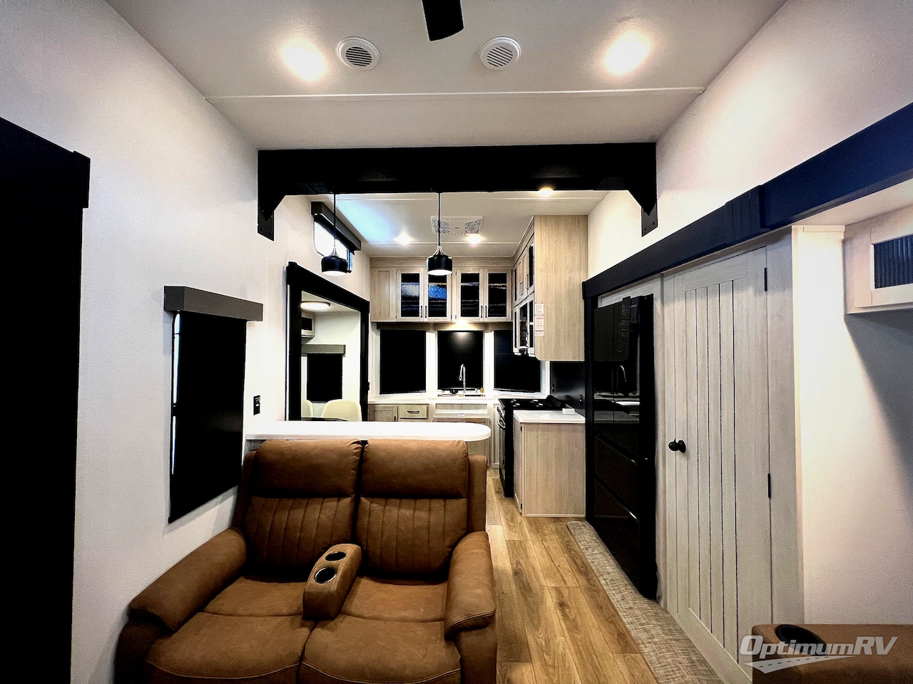 2027 Forest River Puma Vista 403LFT Photo 5