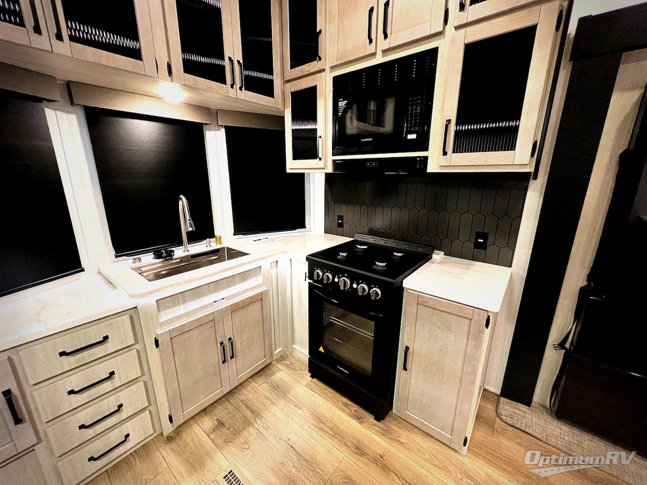 2027 Forest River Puma Vista 403LFT Photo 14