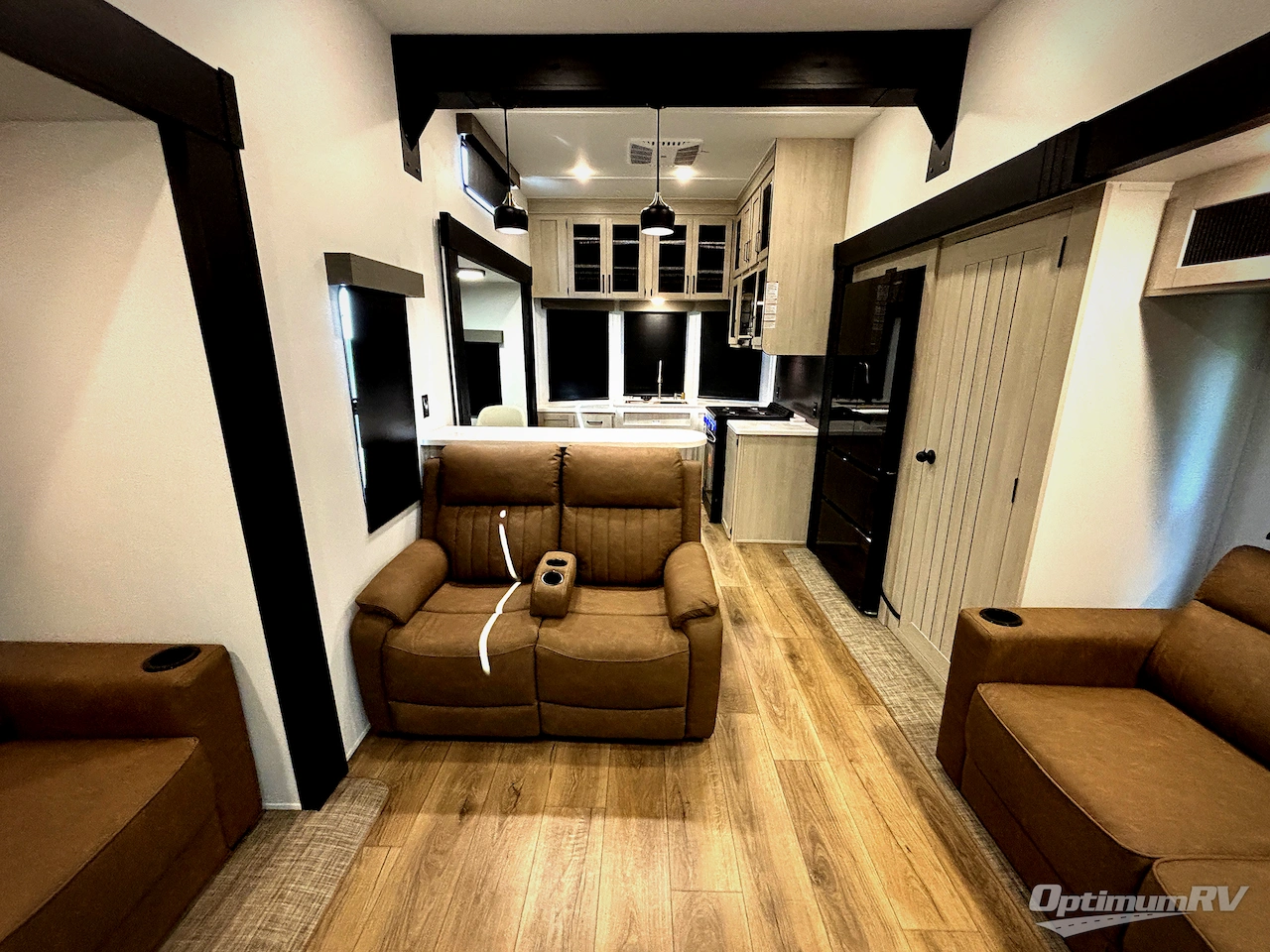 2027 Forest River Puma Vista 403LFT Photo 5
