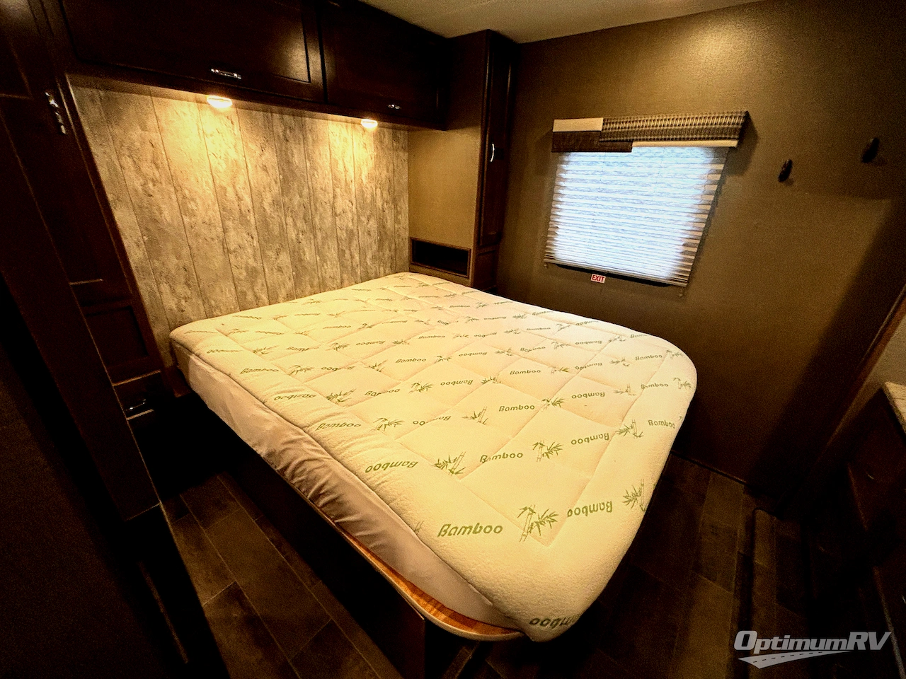 2019 Winnebago Intent 31P Photo 21