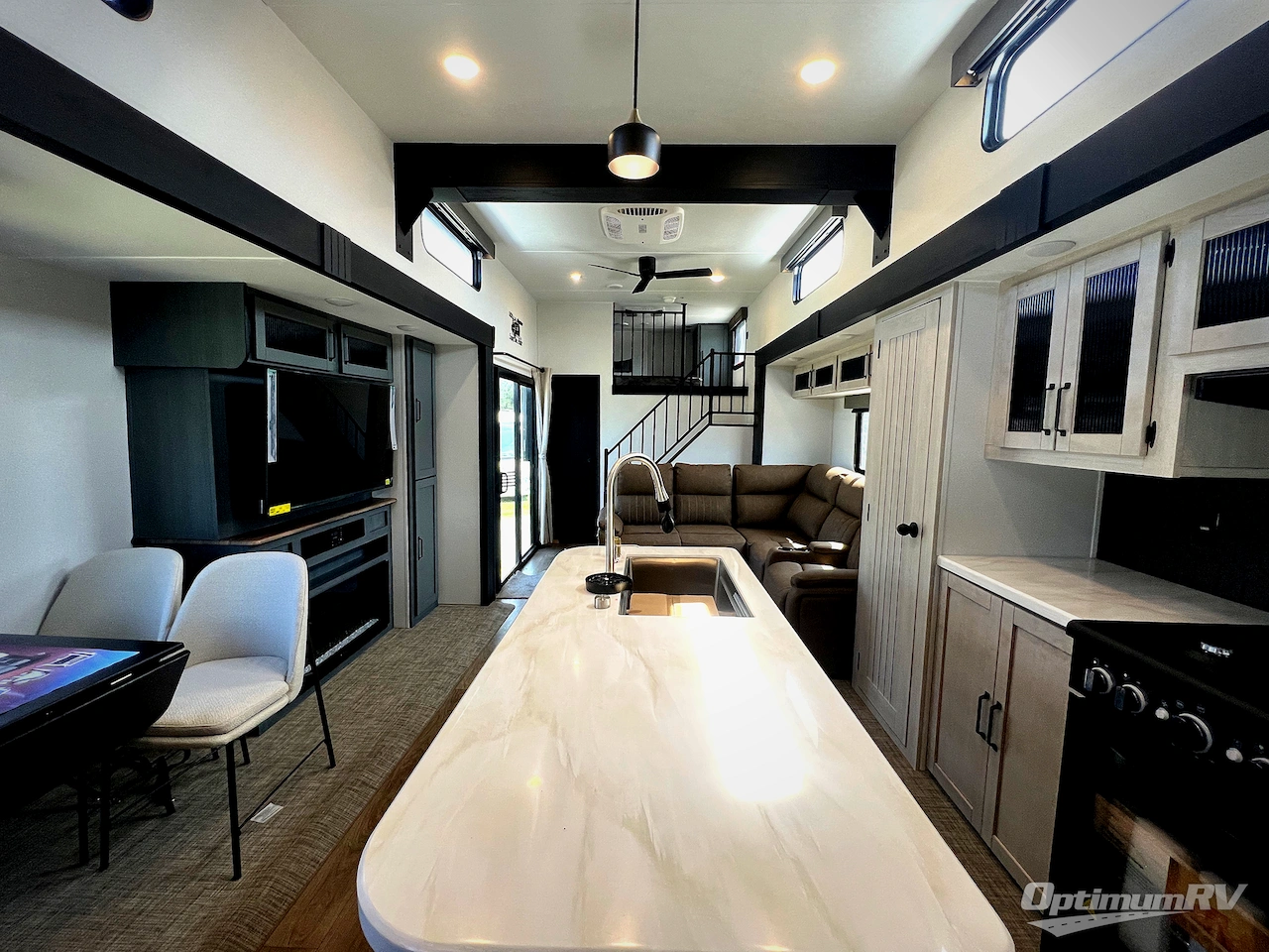 2027 Forest River Puma Vista 420LFT Photo 4
