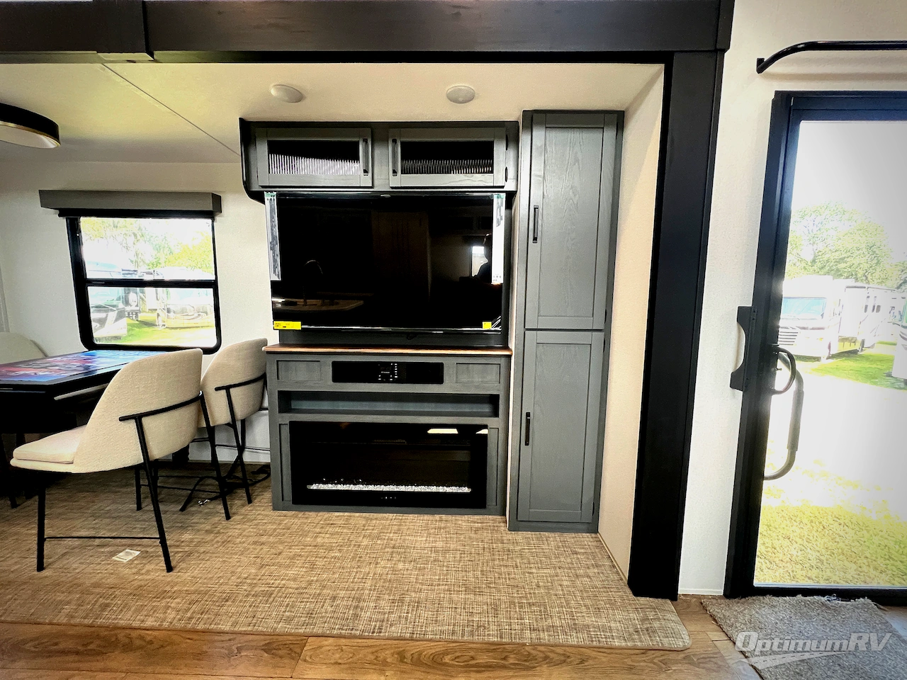 2027 Forest River Puma Vista 420LFT Photo 7