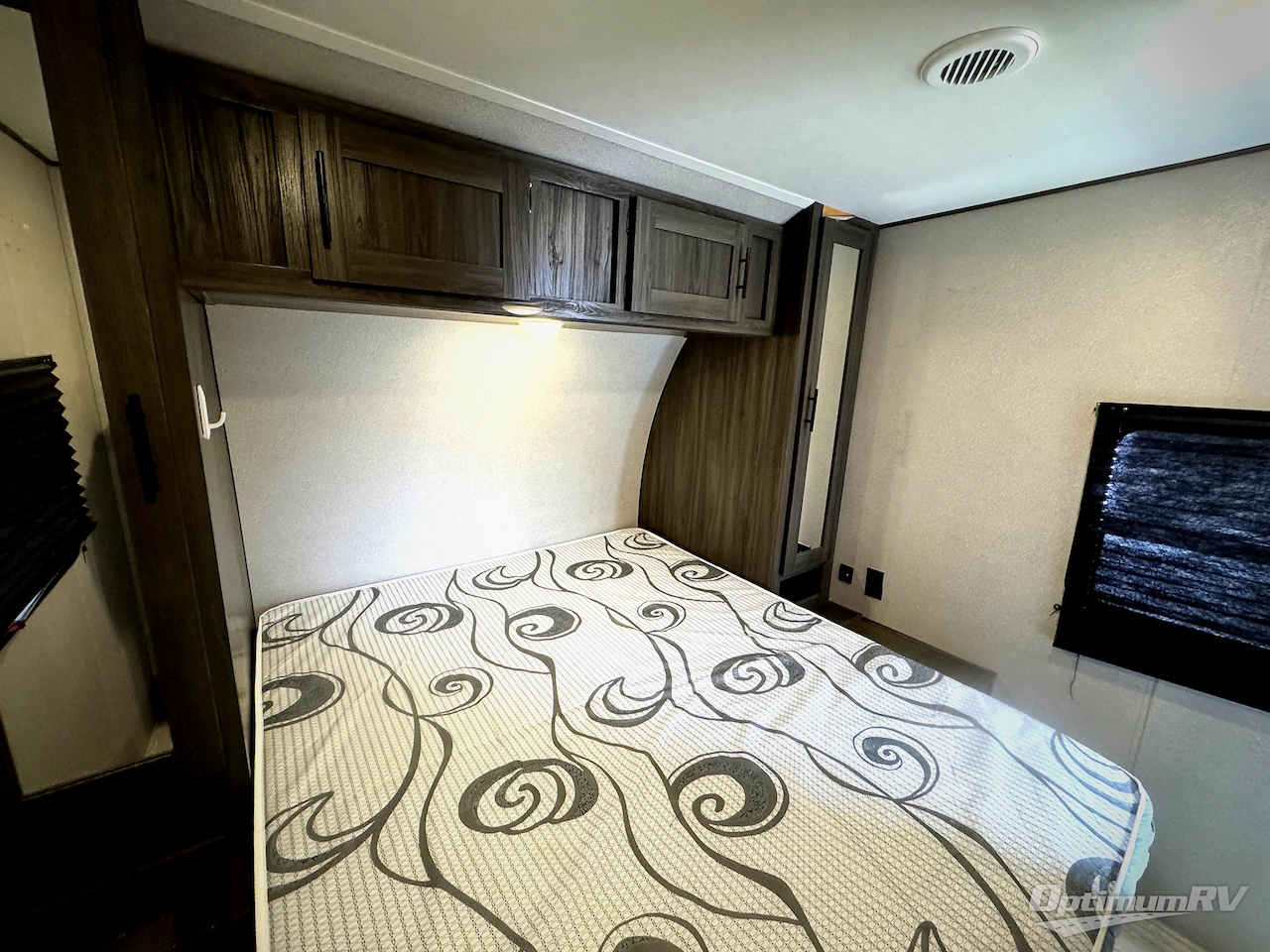 2022 Shasta Shasta 26BH Photo 12