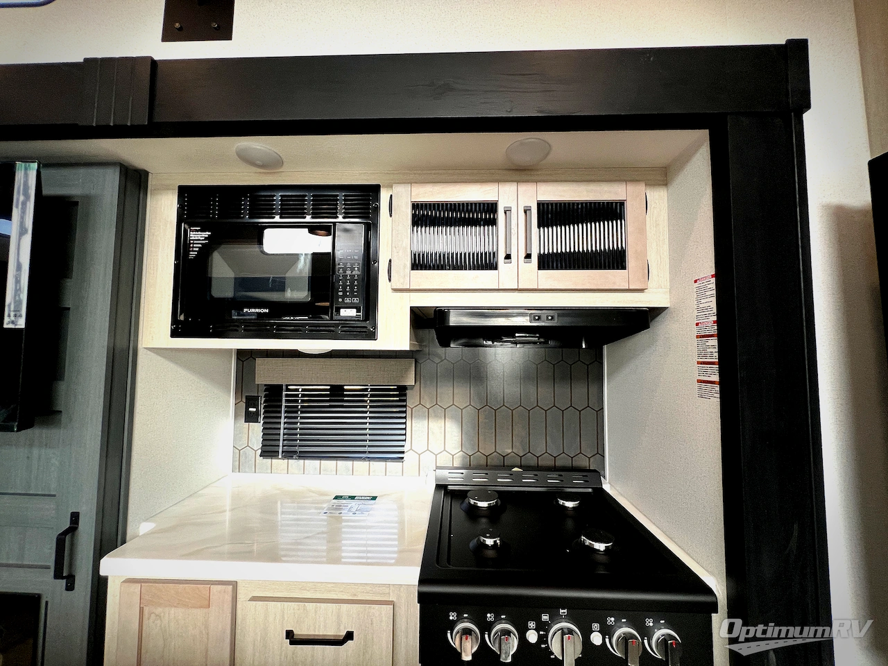 2027 Forest River Puma Vista 421LFT Photo 10