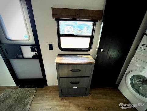 2026 Palomino Puma Destination 37PFL RV Photo 4