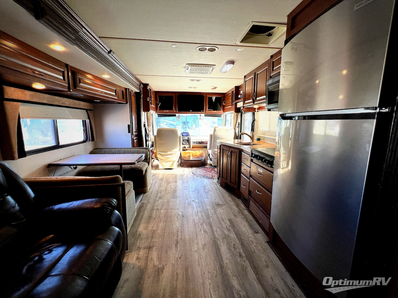 2012 Fleetwood Bounder 35K Photo 5
