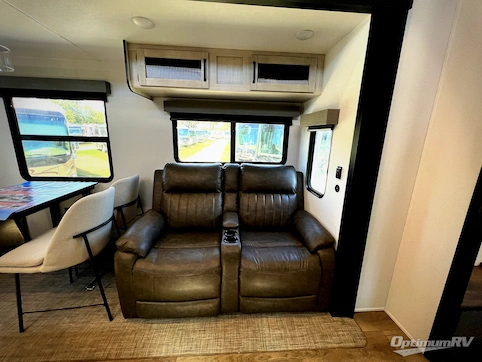 2026 Palomino Puma Destination 421LFT RV Photo 2