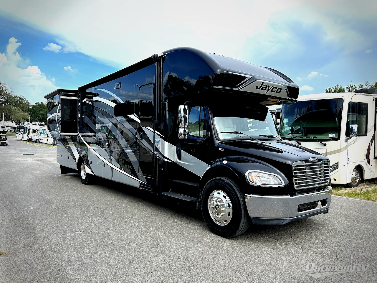 2021 Jayco Seneca Prestige 37K Photo 1