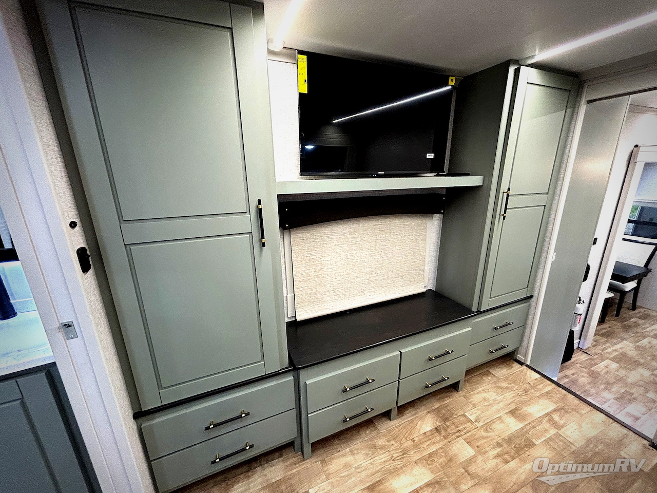 2025 Redwood Redwood 415RD Photo 15